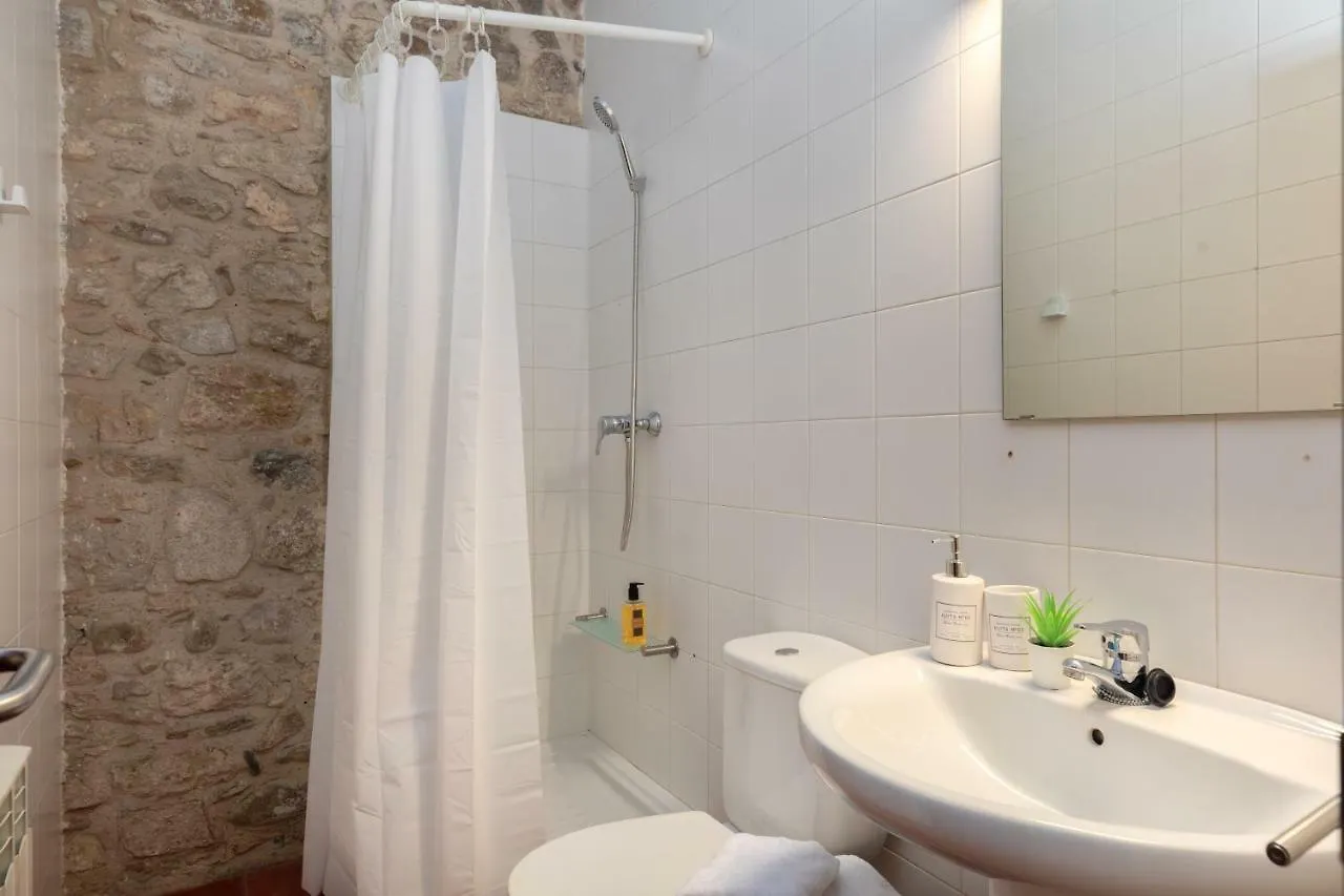 Flateli Cundaro Apartment Girona